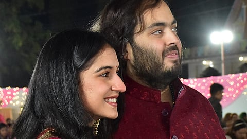 ஆனந்த் அம்பானி மற்றும் ராதிகா மெர்சண்ட்