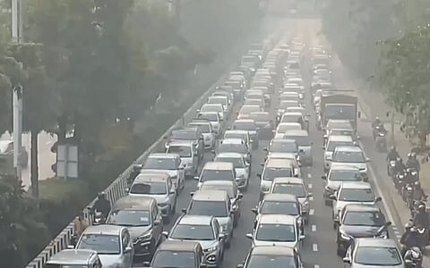 விவசாயிகள் பேரணி: தில்லியில் கடும் போக்குவரத்து நெரிசல்