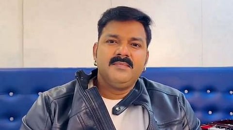 மேற்கு வங்கம் பாஜக வேட்பாளா் பவன் சிங் விலகல்