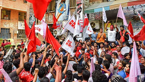 முதல் பட்டியலின தலைவர்: ஜேஎன்யு தேர்தலில் இடதுசாரி மாணவர்கள் மாபெரும் வெற்றி!