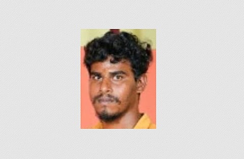 தகாத உறவால் இளைஞர் கத்தியால் குத்திக் கொலை