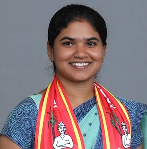 கே.கனிமொழி