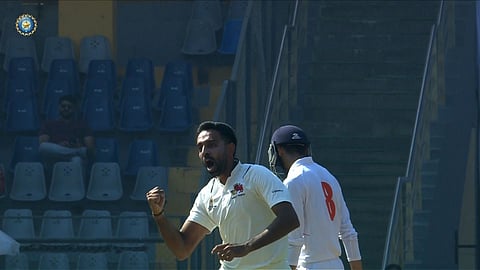 105 ரன்களுக்கு ஆட்டமிழந்த விதர்பா; ஆதிக்கம் செலுத்தும் மும்பை!