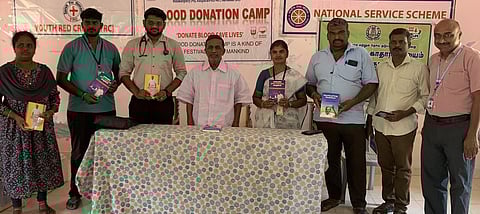 கஸ்தூரிபா காந்தி பாா்மசி
கல்லூரியில் ரத்த தான முகாம்