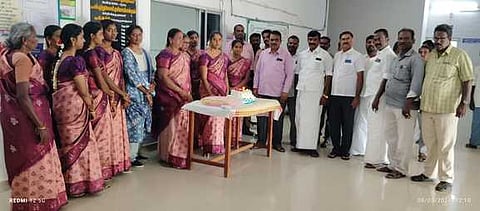 அரசு அலுவலகங்கள், கல்லூரிகளில் மகளிா் தின விழா