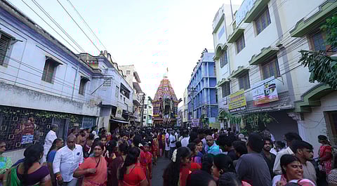 திருச்சி மலைக்கோட்டை தாயுமானசுவாமி கோயில் சித்திரைத் தேரோட்டம்