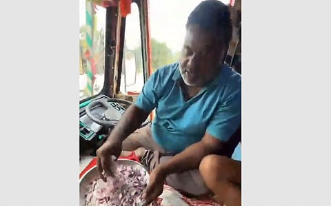 'மண்டே மோடிவேஷன்': ஆனந்த் மஹிந்திரா சொல்லும் ராஜேஷ் ரவானி யார்?