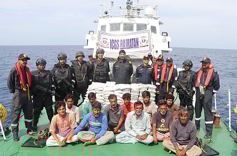 குஜராத்தில் ரூ.600 கோடி மதிப்பிலான போதைப் பொருளுடன் பாகிஸ்தான் படகு பறிமுதல்