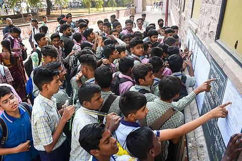 சிபிஎஸ்இ 12ஆம் வகுப்புத் தேர்வு முடிவுகள் எப்போது வெளியாகும்?