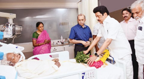 மூத்த அரசியல் தலைவர் ஆர்.எம்.வீரப்பன் (97) மறைவு