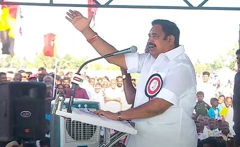 பொய் பேசுவதில் முதல்வருக்கு நோபல் பரிசு தரலாம்: இபிஎஸ்