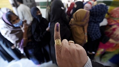 மக்கள் தீா்ப்பை ஏற்றிடுக!