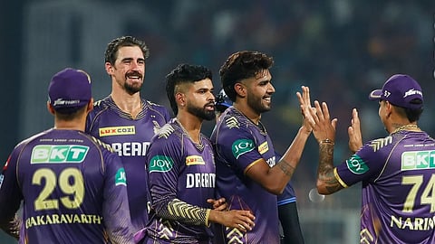 பறக்கும் முத்தத்தால் வந்த வினை; கேகேஆர் வீரருக்கு ஒரு போட்டியில் விளையாடத் தடை!