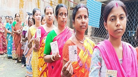 மக்களவைத் தேர்தலில் இதுவரை 66.95% வாக்குகள் பதிவு: தேர்தல் ஆணையம்