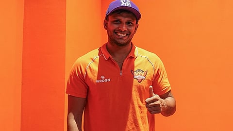 நடராஜன்.