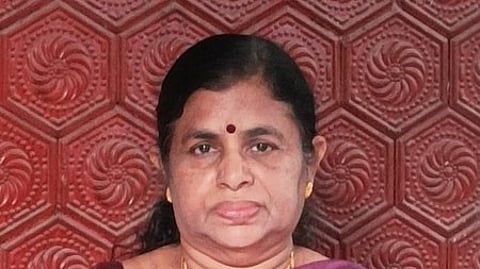 கலைஞா்களின் வாழ்க்கையில்...