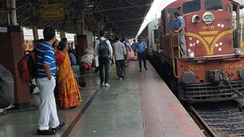 ஹெளரா ரயில் நிலையம் (கோப்புப் படம்)
