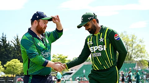 அதிர்ச்சி தோல்விக்குப் பிறகு பாகிஸ்தான் அசத்தல் வெற்றி!