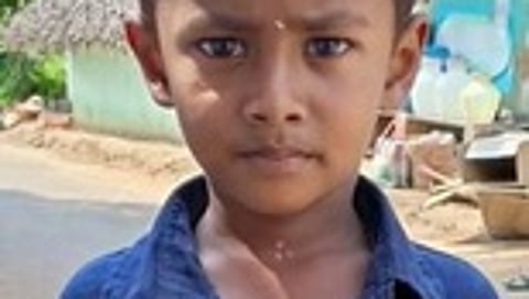 பரத்குமாா்.