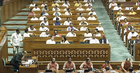 நாடாளுமன்றத்தில்..