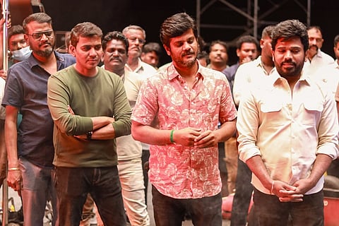 கருடன் பட இயக்குநருடன் இணைந்த லெஜண்ட் சரவணன்.