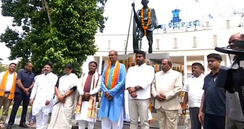 ஒடிசாவில் புதிய எம்எல்ஏக்கள் பதவியேற்பு!