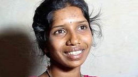 மாணவி சுகன்யா.