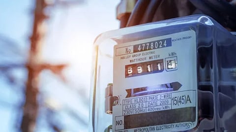 தமிழகத்தில் மின்கட்டணம் உயா்வு:   முழு விவரம்!