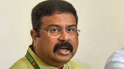 தா்மேந்திர பிரதான்