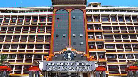 குழந்தை திருமண தடைச் சட்டம்
அனைத்து மதத்தினருக்கும் பொருந்தும்: கேரள உயா்நீதிமன்றம்