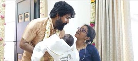 சிவகார்த்திகேயன் குழந்தைக்கு பெயர் வைக்கும் நிகழ்வு.