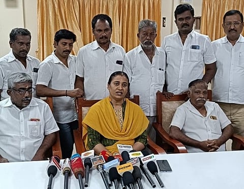 ராசிபுரம் பேருந்து நிலைய இட மாற்றம்: நகா்மன்றத் தலைவா் விளக்கம்