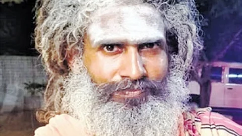 வெறும் ரூ. 3 ஆயிரம் திருடியதற்காகவா? 18 ஆண்டுகளாகத் தலைமறைவாக இருந்தவர் கைது!