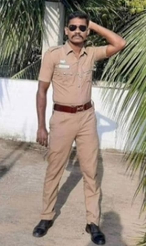 பெரம்பூரில் சிறுமியை பாலியல் வன்புணா்வு செய்த காவலா் போக்சோவில் கைது