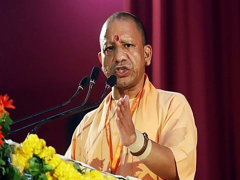 லக்னெளவில் ஞாயிற்றுக்கிழமை நடைபெற்ற பாஜக மாநில செயற்குழுக் கூட்டத்தில் பங்கேற்று பேசிய முதல்வா் யோகி ஆதித்யநாத்.
