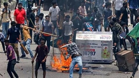 மாணவா் போராட்டத்தில் 150 போ் உயிரிழப்பு