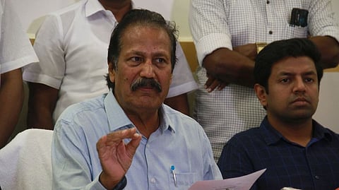 புதிய தமிழகம் கட்சி நிறுவனா்- தலைவா் க.கிருஷ்ணசாமி