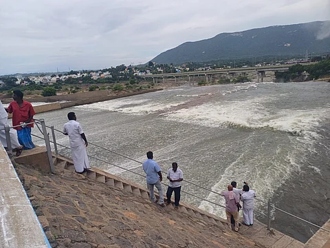 மேட்டூர் அணையில் இருந்து உபரி நீர் திறப்பு நிறுத்தம்
