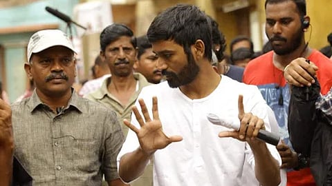 இயக்குநர் தனுஷ்.