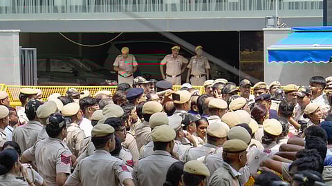 குடிமைப் பணி ஆா்வலா்கள் உயிரிழப்பு வழக்கில் மேலும் 5 போ் கைது - தில்லி காவல்துறை