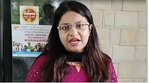பூஜா கேத்கா்