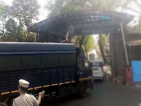 சென்னை: தனியார் பள்ளிக்கு வெடிகுண்டு மிரட்டல்! காவல்துறை விசாரணை