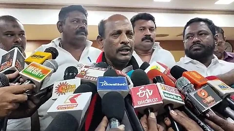 ராமகிருஷ்ணன்.