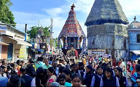 வில்லியனூர் திருக்காமீஸ்வரர் தேரோட்டம்