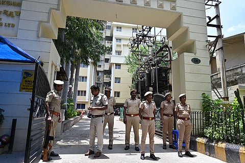 கல்லூரி மாணவி பாலியல் வன்கொடுமை: 4 சிறப்பு படைகள் அமைத்து விசாரணை!