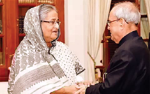 பிரணாப் முகா்ஜி - ஷேக் ஹசீனா