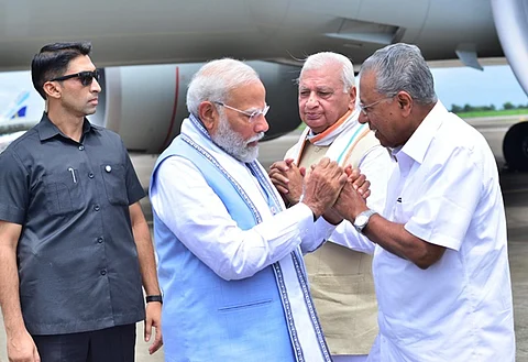 கண்ணூர் விமான நிலையத்தில் பிரதமர் மோடி