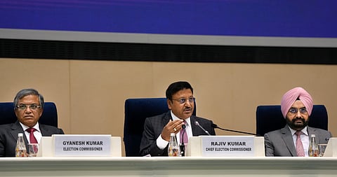 தேர்தல் ஆணையர்கள்