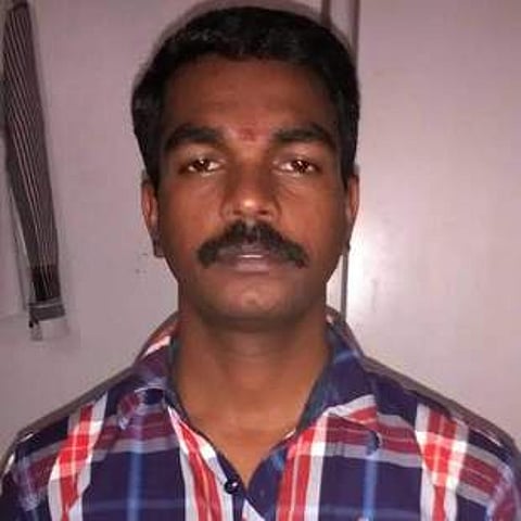 உயிரிழந்த தலைமைக் காவலா் சசிவா்ணம்.