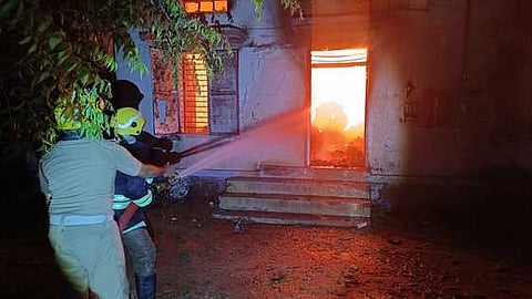 தீயணைப்புத் துறையினா்(கோப்புப்படம்)